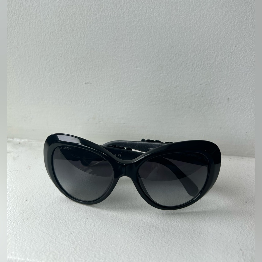 Vintage Chanel Camellia Flower Sunglasses